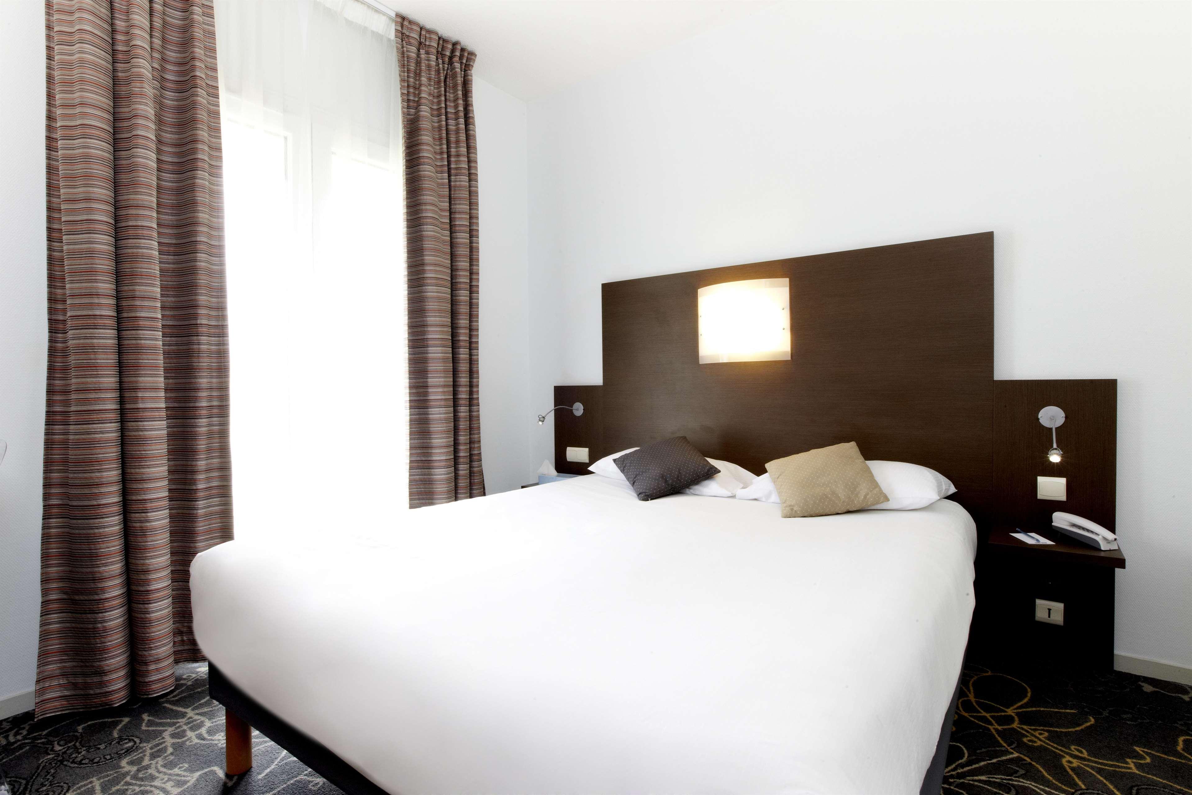 Hotel Kyriad La Rochelle Centre Ville מראה חיצוני תמונה