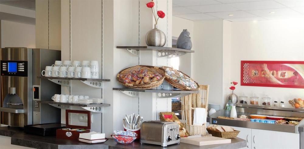 Hotel Kyriad La Rochelle Centre Ville מראה חיצוני תמונה