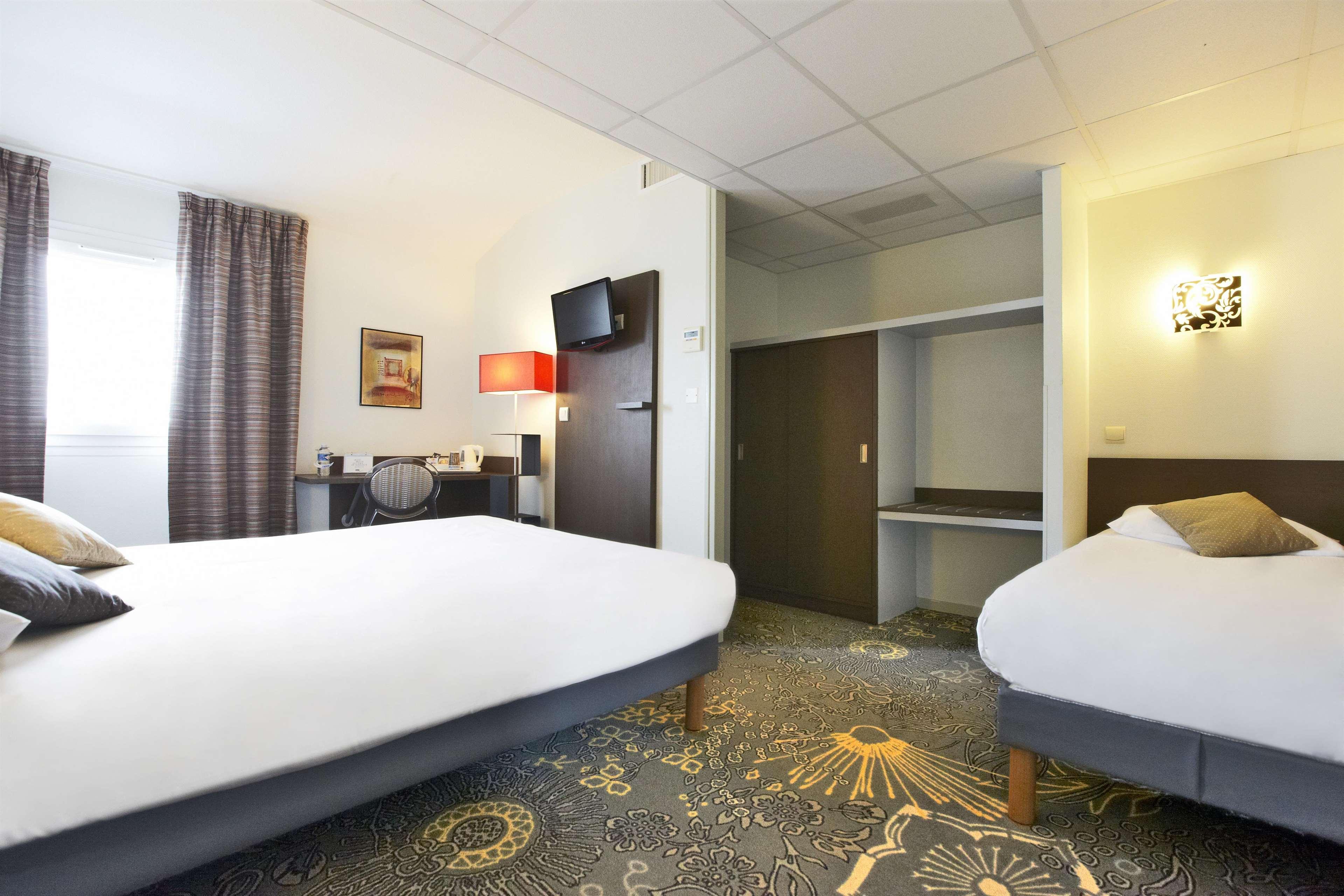 Hotel Kyriad La Rochelle Centre Ville מראה חיצוני תמונה
